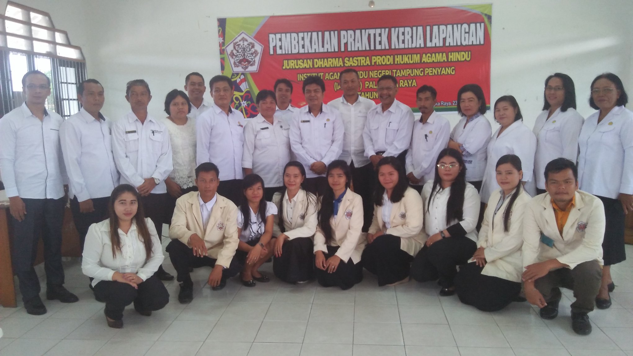 Pembekalan Mahasiswa KKN Dharma Sastra Hukum Agama Hindu