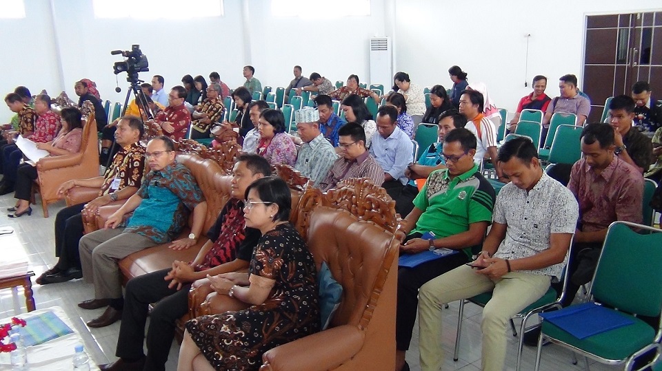 Peringati HUT ke-7, Program Pascasarjana Gelar Seminar Akademik