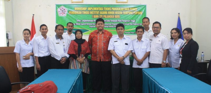 Foto bersama narasumber workshop (Dok. Humas)