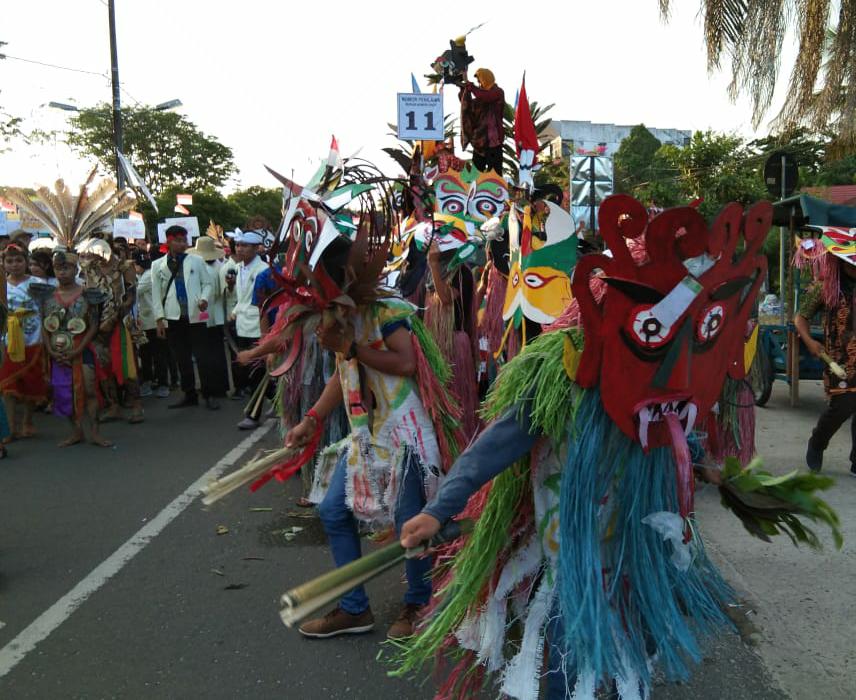 Mahasiswa IAHN-TP Palangka Raya raih Juara I Karnaval Budaya