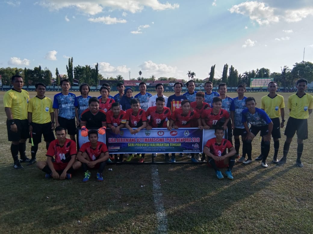 UKM Sepak Bola Harumkan Nama Kampus