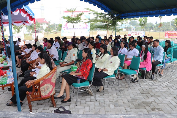 Pertunjukan Seni Budaya dan Olah Raga - Para peserta dan undangan yang menghadiri pembukaan PSBO 2019