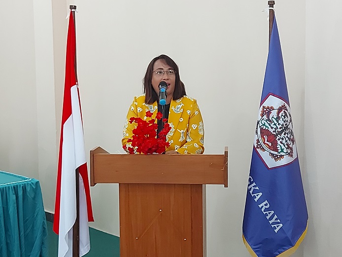 Dekan FDDBW membuka secara resmi Webinar Prodi Pramuwisata Budaya dan Keagamaan