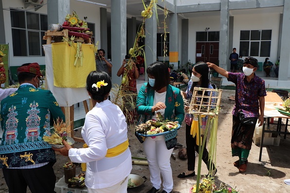 Ritual Melaspas Gedung Baru