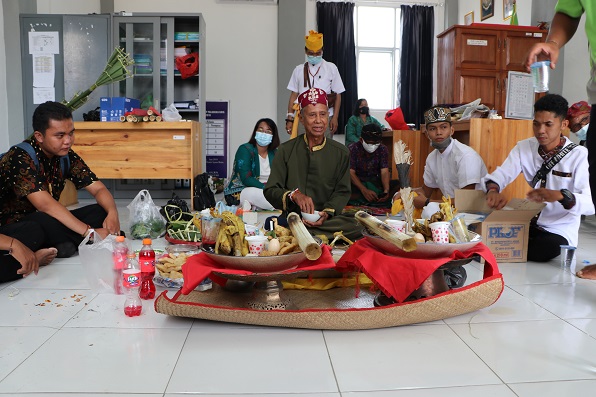 Ritual Upacara Buli Huma