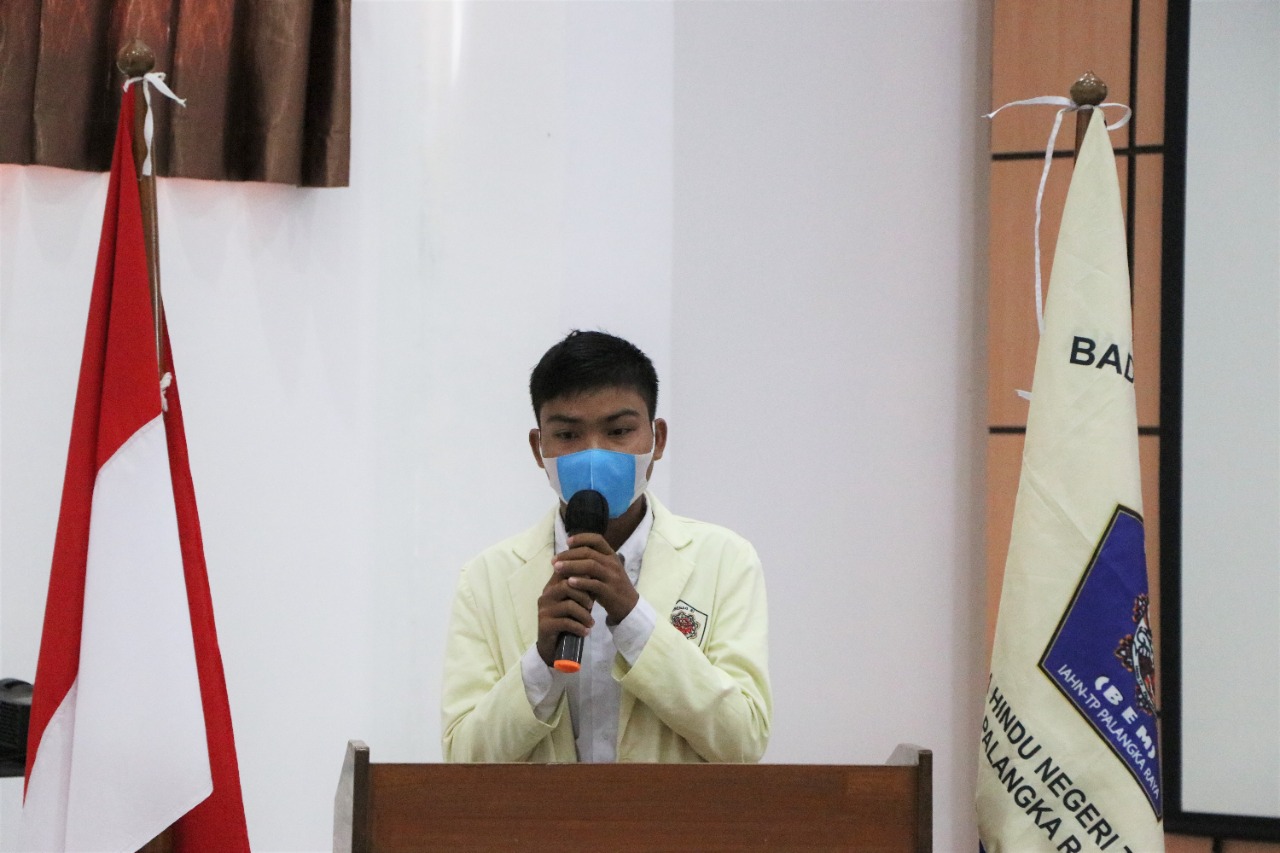 Laporan oleh Ketua Panitia