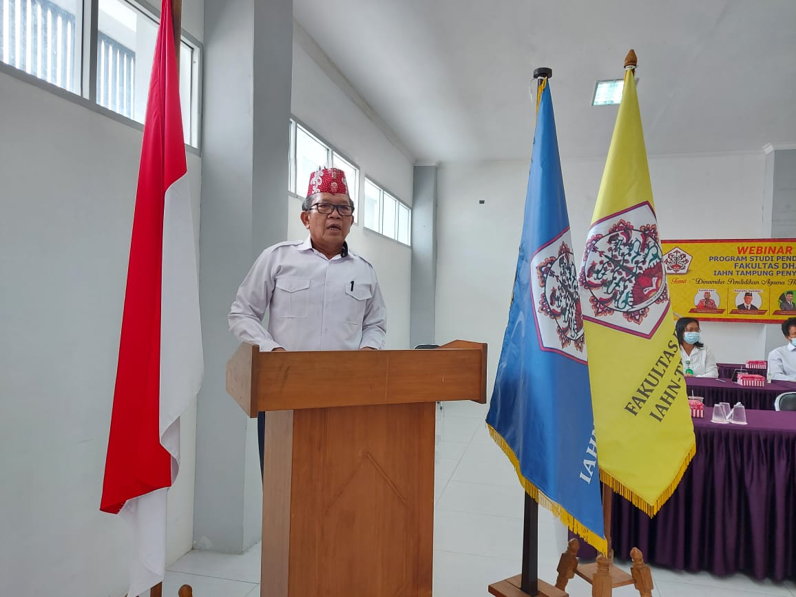 Sambutan oleh Dekan Fakultas Dharma Acarya