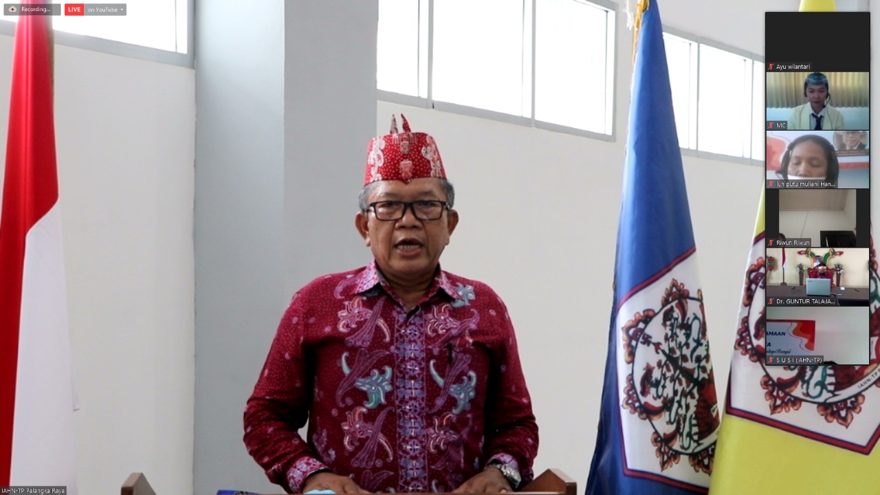 Sambutan oleh Dekan Fakultas Dharma Acarya