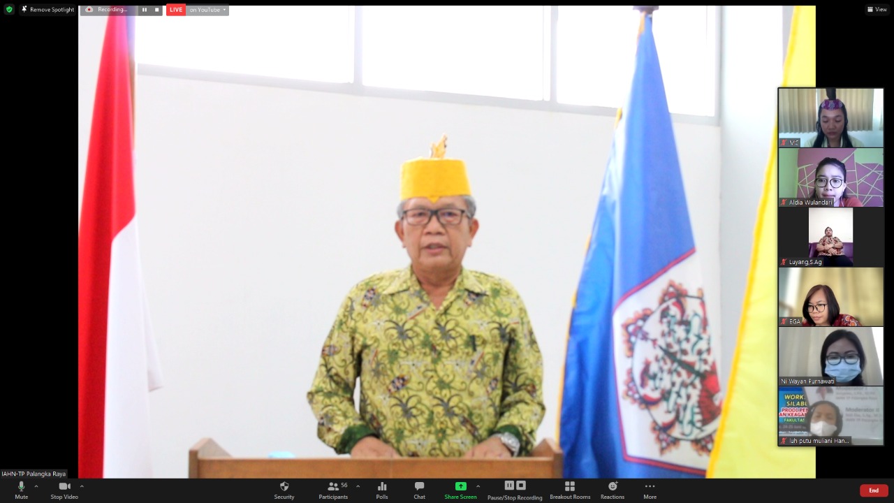 Sambutan oleh Dekan Fakultas Dharma Acarya