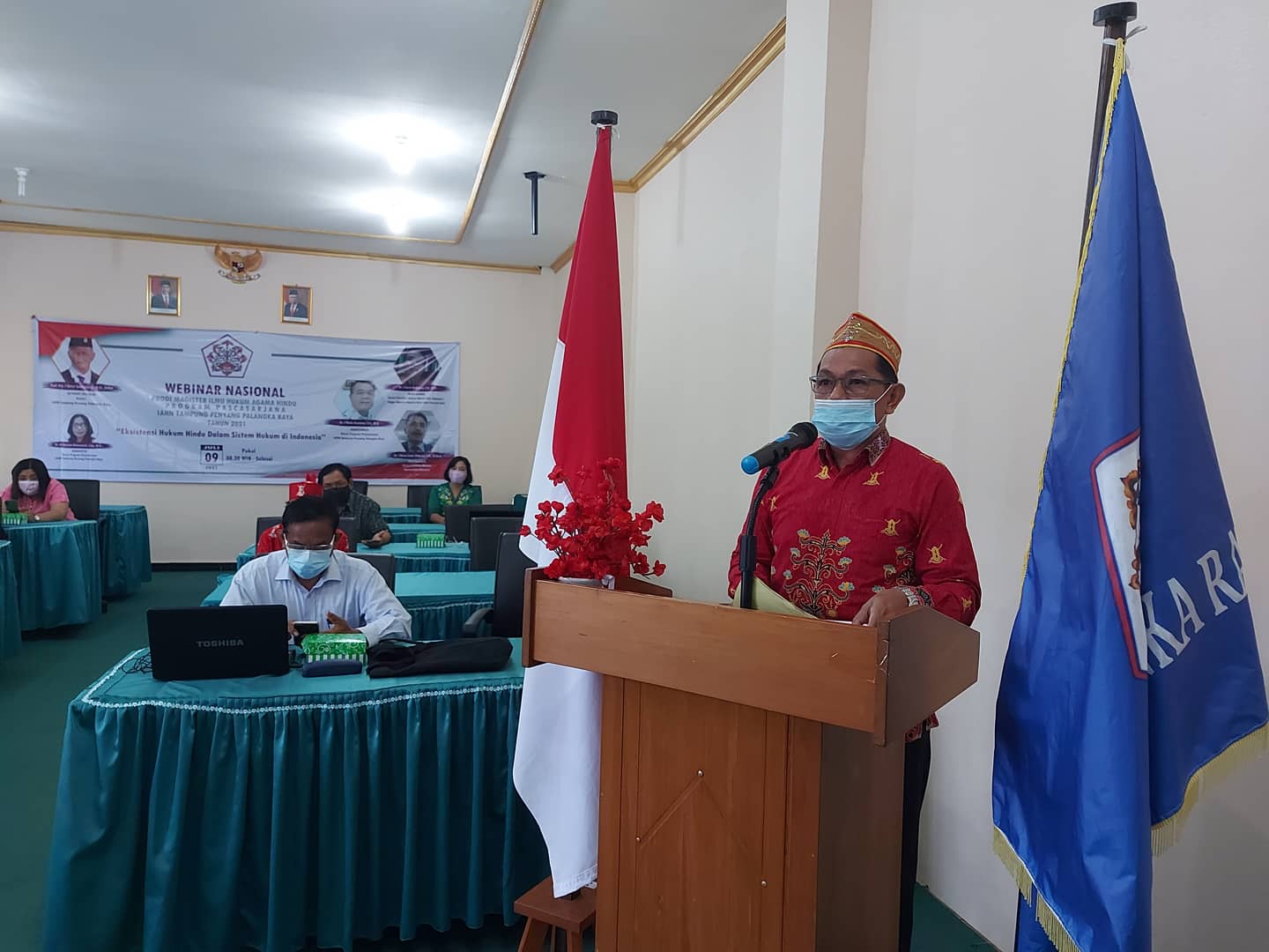 Laporan oleh Ketua Panitia