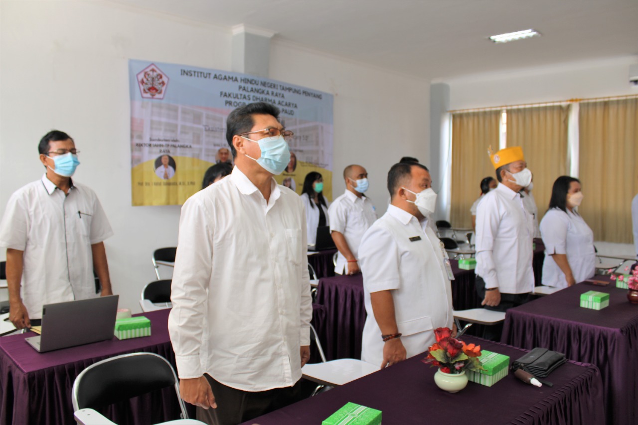 Kegiatan dibuka secara resmi melalui virtual oleh Rektor Institut Agama Hindu Negeri Tampung Penyang (IAHN-TP) Palangka Raya, Prof. Drs. I Ketut Subagiasta, M.Si., D.Phil