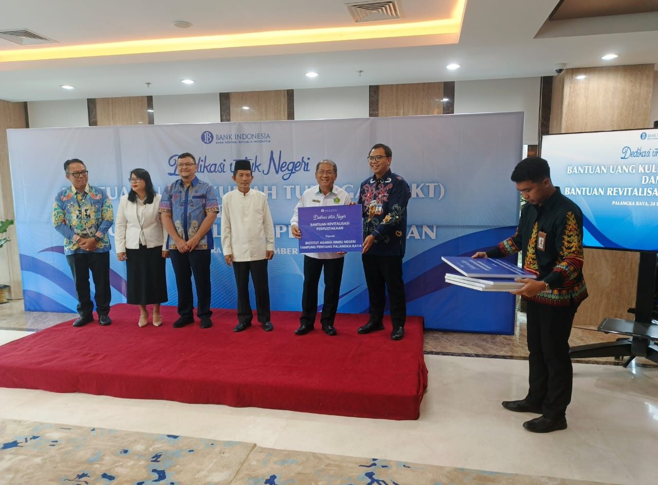 Rektor Terima Bantuan Revitalisasi Perpustakaan dari Bank Indonesia, Selasa, 24 Desember 2024